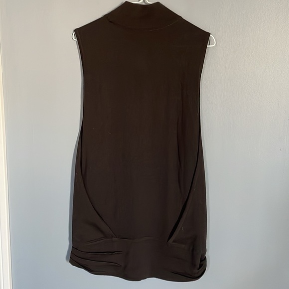 High neck vest - Picture 3 of 4